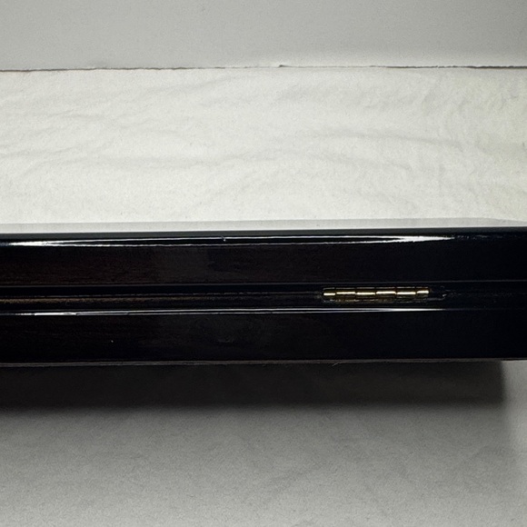 Sleek Black Rectangular Box - Picture 4 of 7